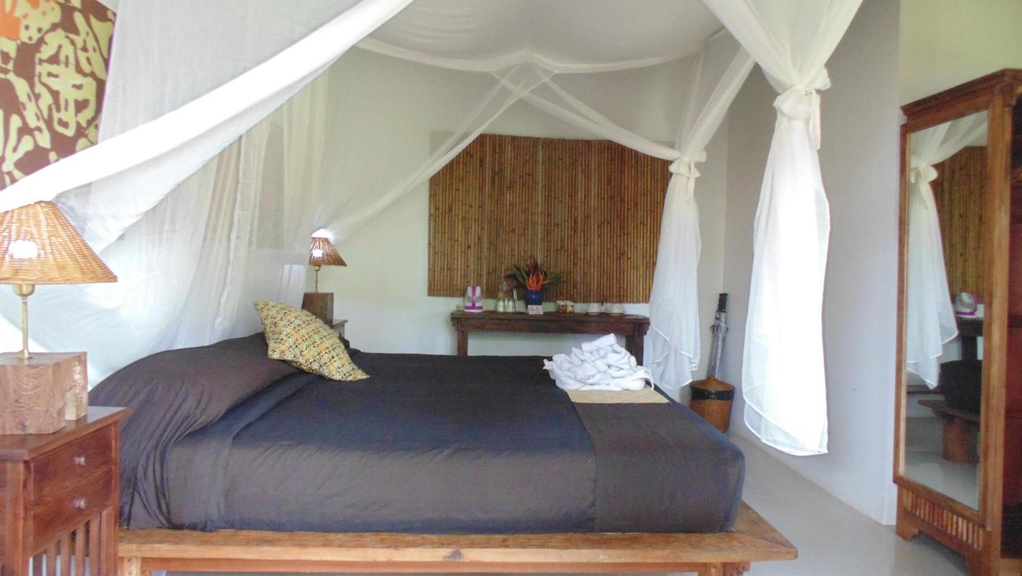 Bali Mountain Retreat Villa Selemadeg  Exterior photo